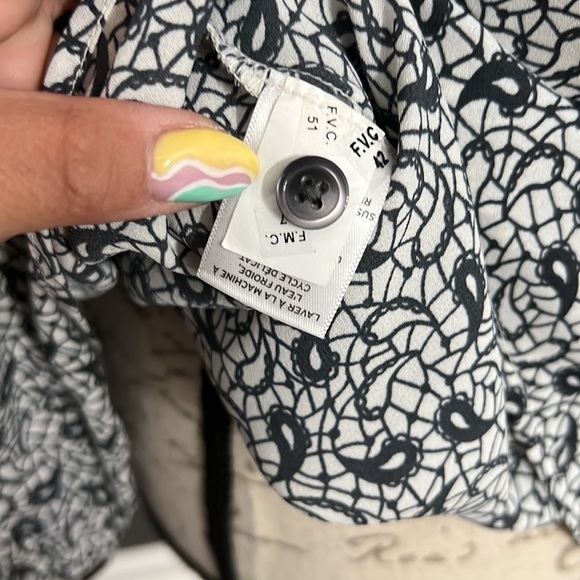 Halogen Blouse Medium Swirl Design Polyester - Picture 6 of 8